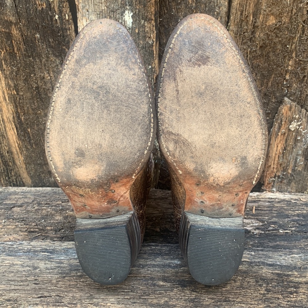 🤎🤍🖤Frye Deborah Studded Western Short Boots $598 Made in Spain 🇪🇸 - Picture 13 of 16